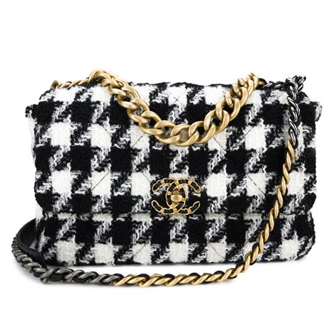 Chanel handbags black and white